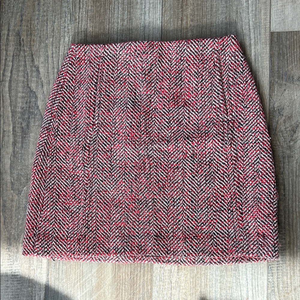LOFT Red and black tweed skirt